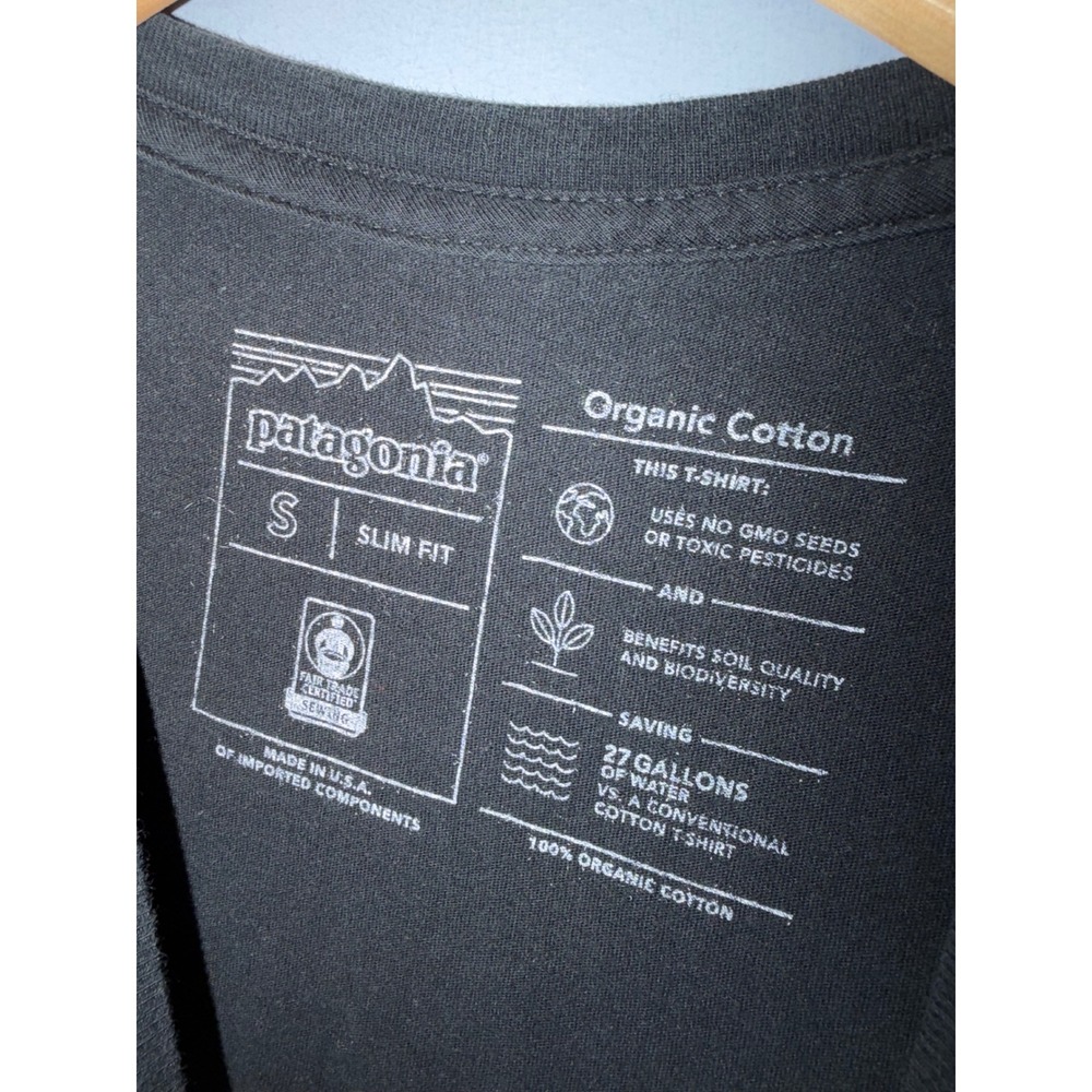 Patagonia Mens Slim Fit Organic Cotton 1973 Mountain Graphic T-Shirt Black Small - Picture 4 of 4